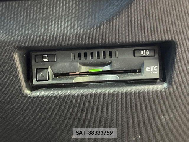 Toyota AQUA 2017-02 7214774-6