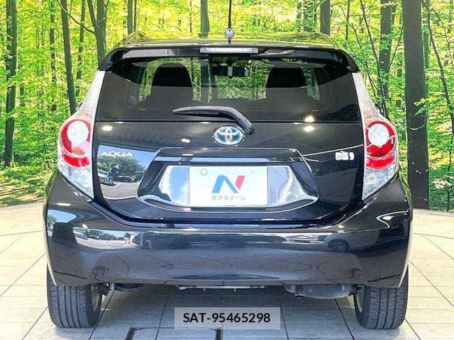 Toyota AQUA 2014-01 7214716-14