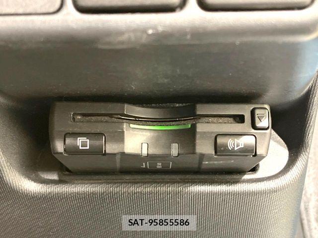 Toyota AQUA 2013-09 7214706-5