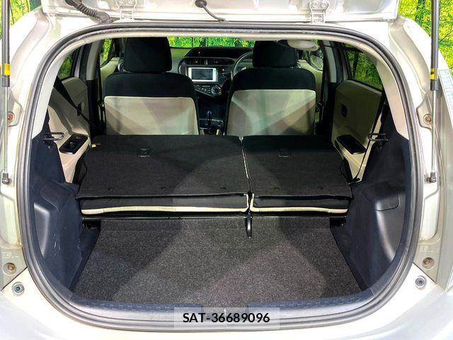 Toyota AQUA 2012-04 7214674-9