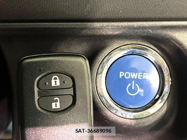 Toyota AQUA 2012-04 7214674-5