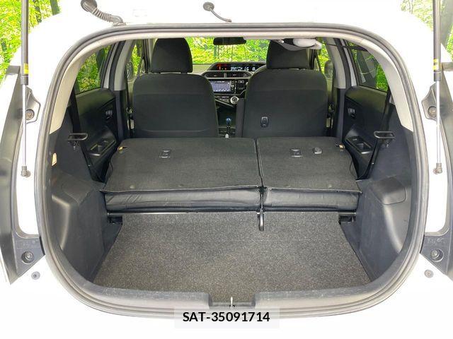Toyota AQUA 2017-05 7214781-9