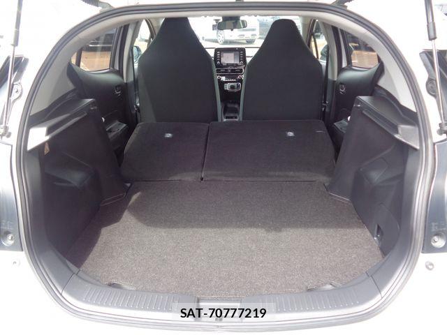Toyota AQUA 2024-02 7214874-12