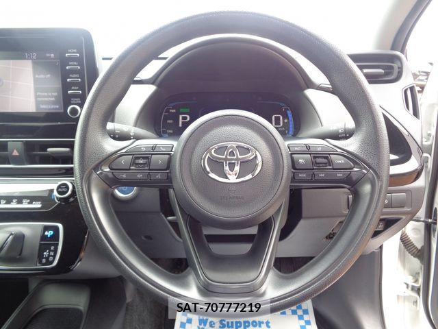 Toyota AQUA 2024-02 7214874-17