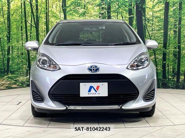 Toyota AQUA 2020-12 7214840-13