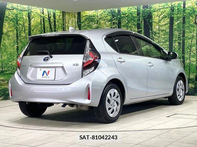 Toyota AQUA 2020-12 7214840-16
