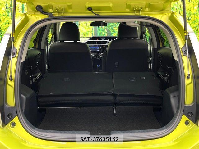 Toyota AQUA 2017-09 7214788-9