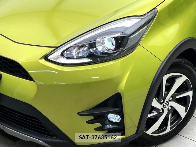 Toyota AQUA 2017-09 7214788-10