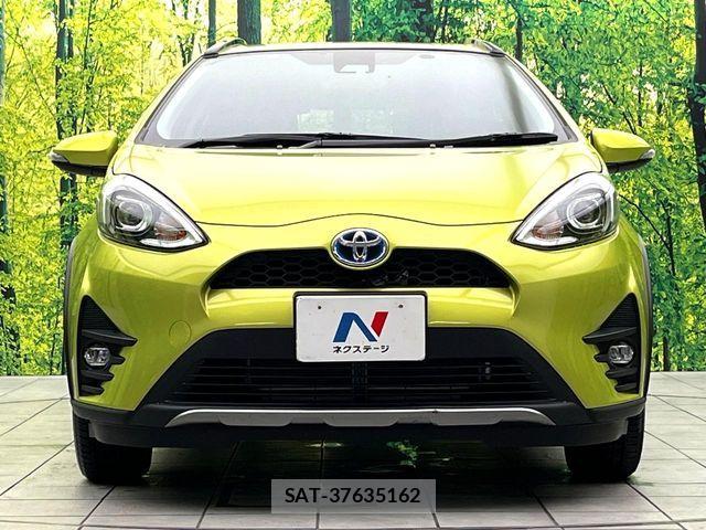 Toyota AQUA 2017-09 7214788-13