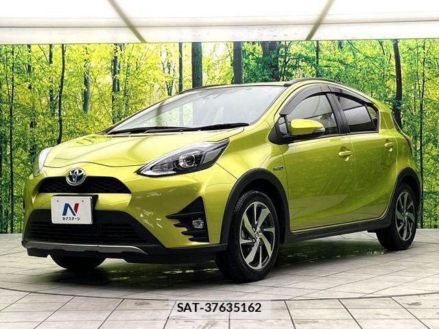 Toyota AQUA 2017-09 7214788-15