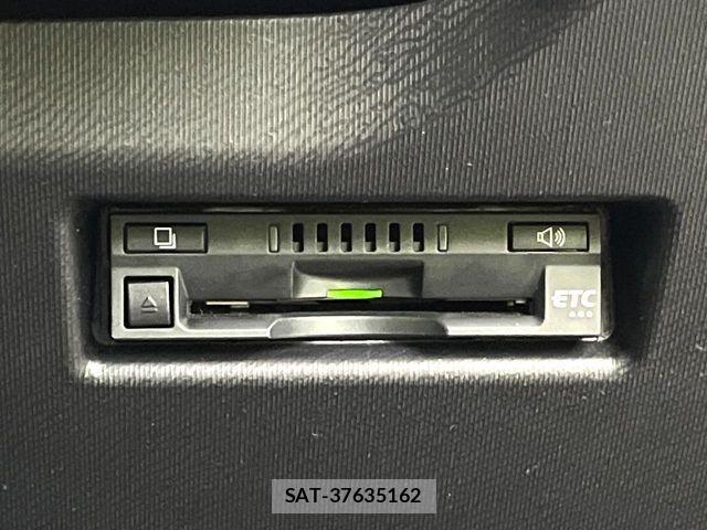 Toyota AQUA 2017-09 7214788-5