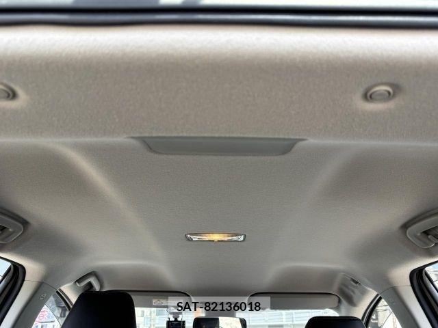 Toyota AQUA 2022-08 7214867-10