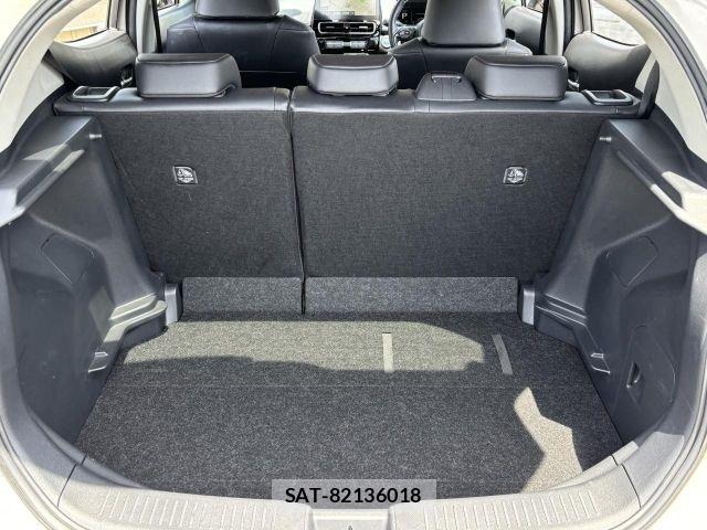 Toyota AQUA 2022-08 7214867-11