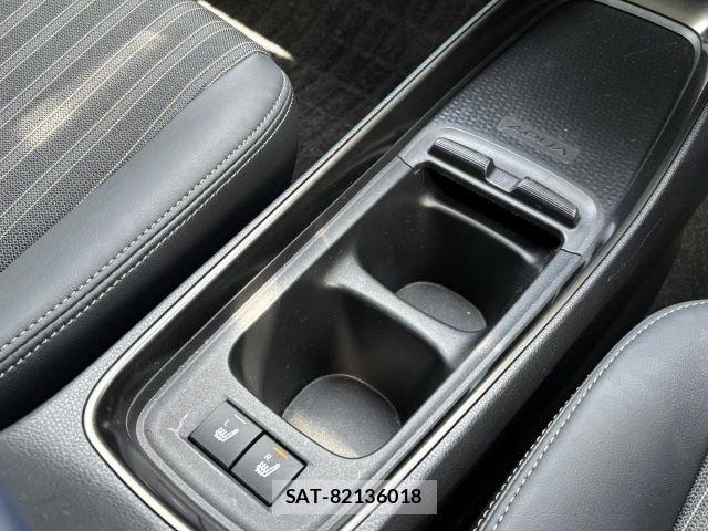 Toyota AQUA 2022-08 7214867-15