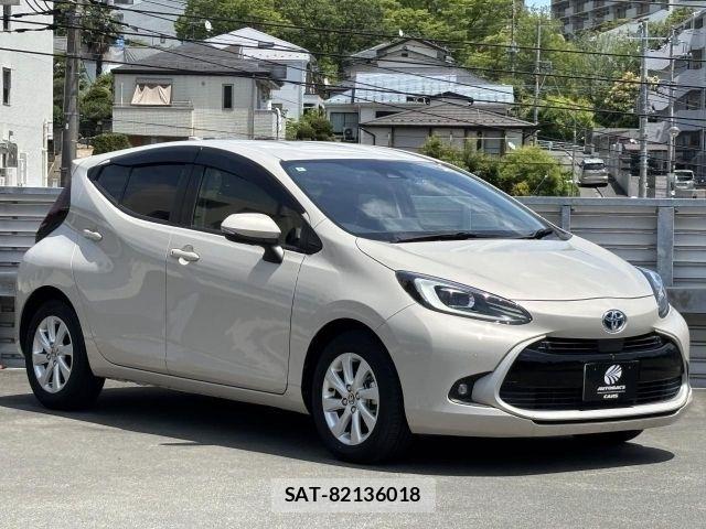 Toyota AQUA 2022-08 7214867-19