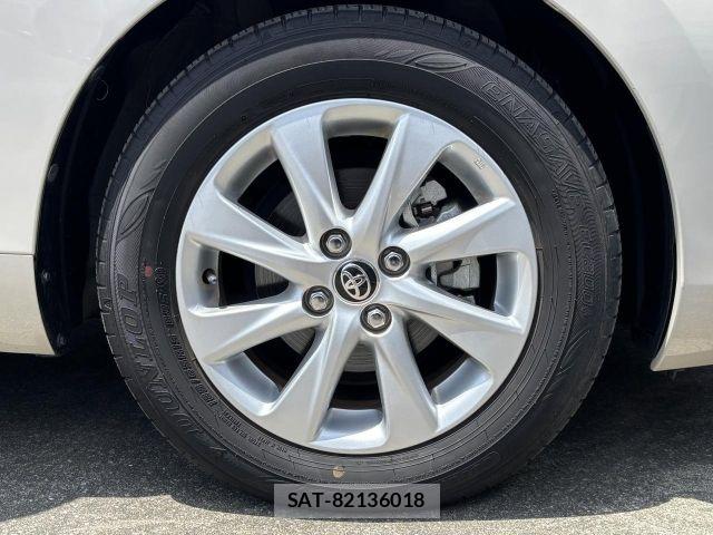 Toyota AQUA 2022-08 7214867-26