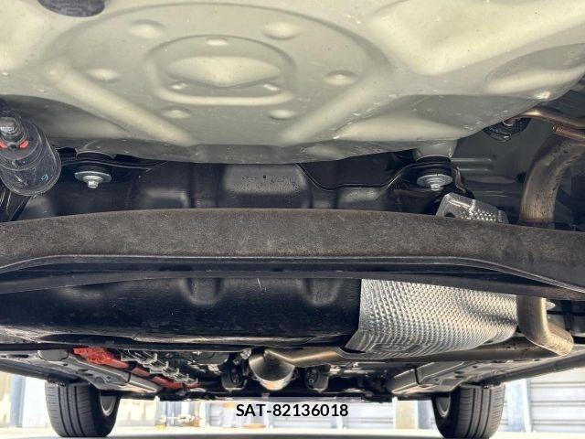 Toyota AQUA 2022-08 7214867-28