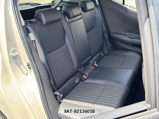 Toyota AQUA 2022-08 7214867-6