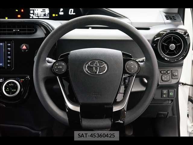 Toyota AQUA 2019-07 7214833-9