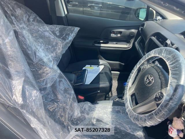 Toyota AQUA 2013-12 7214715-10