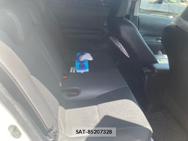 Toyota AQUA 2013-12 7214715-12