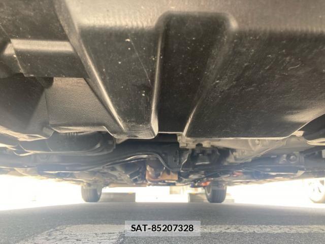 Toyota AQUA 2013-12 7214715-3