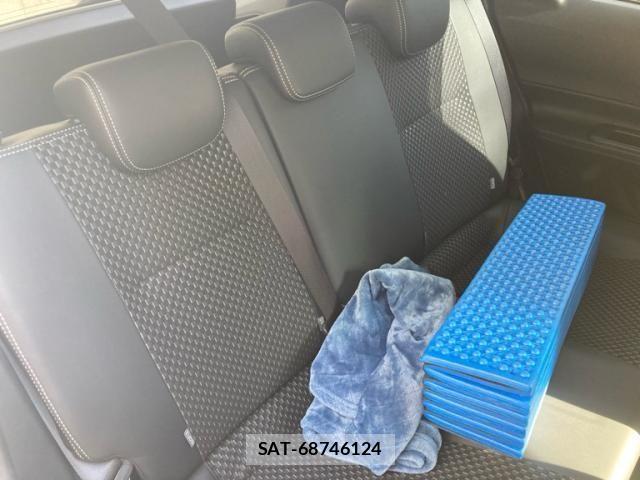 Toyota AQUA 2017-07 7214786-11