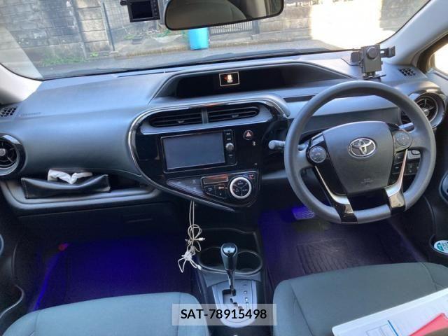 Toyota AQUA 2018-05 7214802-10