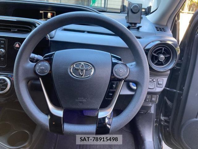Toyota AQUA 2018-05 7214802-13