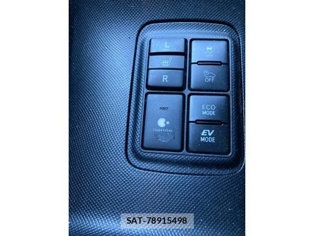 Toyota AQUA 2018-05 7214802-18
