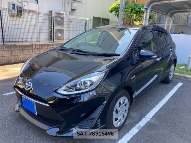 Toyota AQUA 2018-05 7214802-1