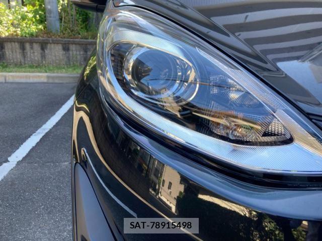 Toyota AQUA 2018-05 7214802-5