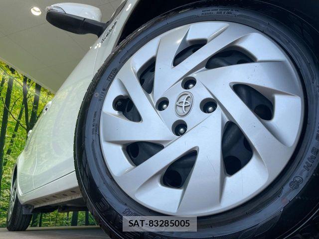 Toyota AQUA 2019-05 7214809-12