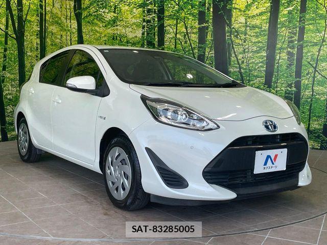 Toyota AQUA 2019-05 7214809-15
