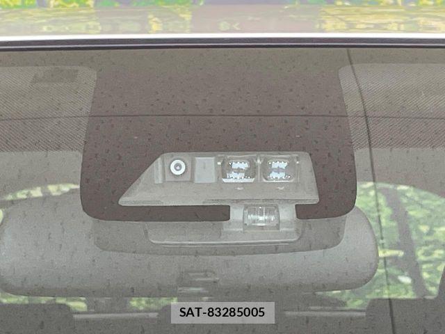 Toyota AQUA 2019-05 7214809-2