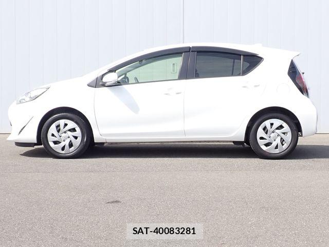 Toyota AQUA 2021-03 7214848-17