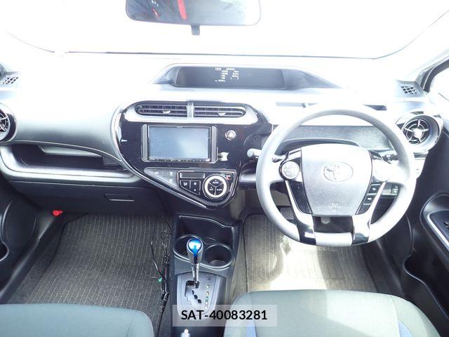 Toyota AQUA 2021-03 7214848-1