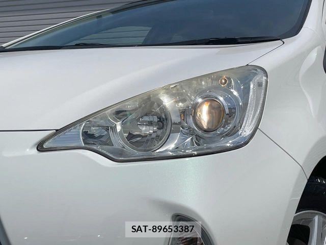 Toyota AQUA 2014-11 7214727-10