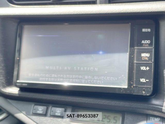 Toyota AQUA 2014-11 7214727-2