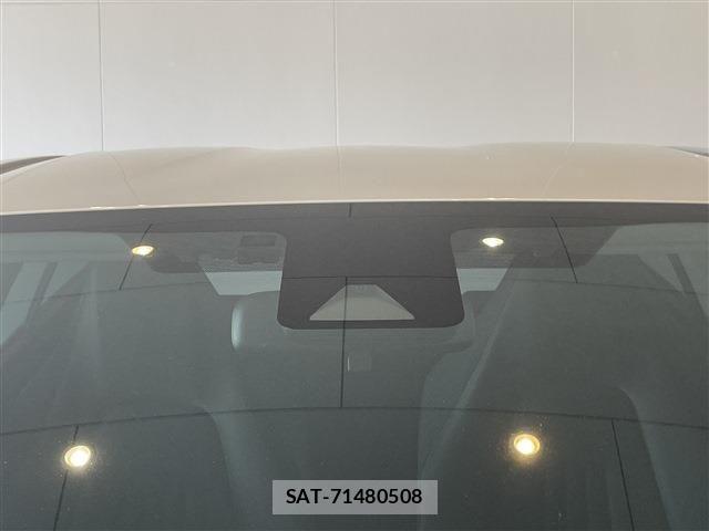 Toyota AQUA 2023-04 7213646-9