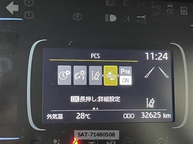 Toyota AQUA 2023-04 7213646-10