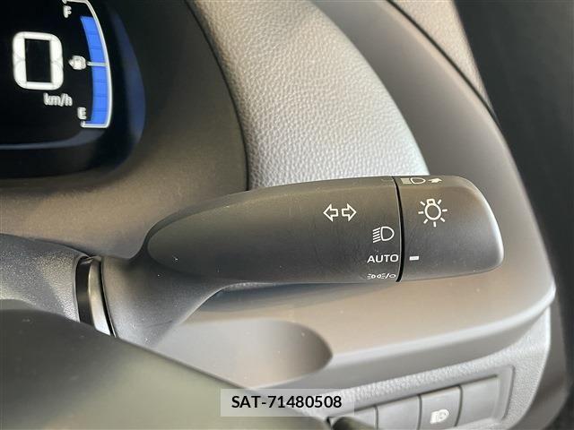 Toyota AQUA 2023-04 7213646-20
