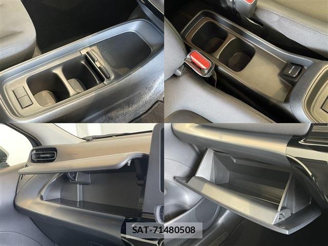 Toyota AQUA 2023-04 7213646-24