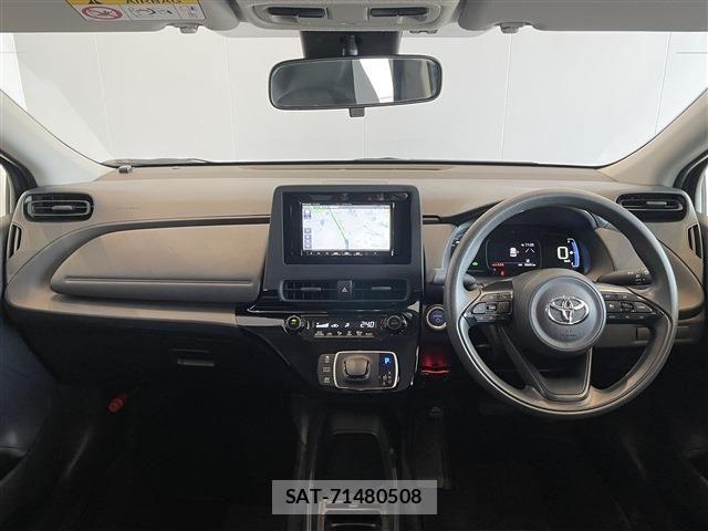 Toyota AQUA 2023-04 7213646-2