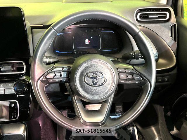 Toyota AQUA 2023-03 7213647-10