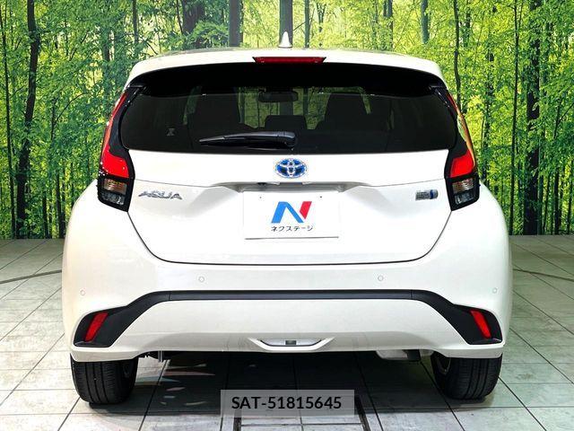 Toyota AQUA 2023-03 7213647-14