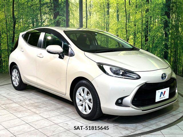 Toyota AQUA 2023-03 7213647-15
