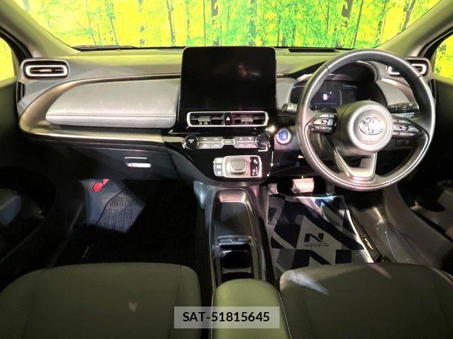 Toyota AQUA 2023-03 7213647-1
