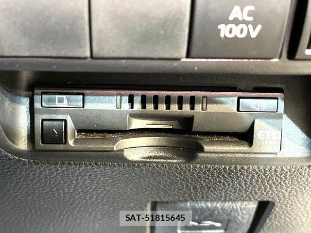 Toyota AQUA 2023-03 7213647-5