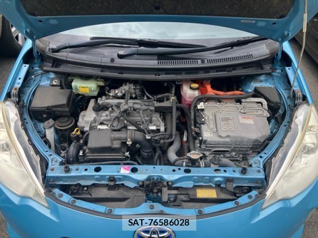 Toyota AQUA 2013-03 7214691-19